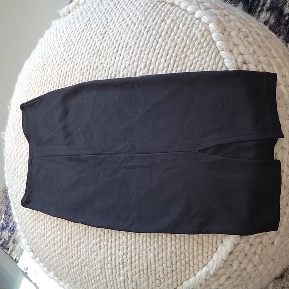 AMERICAN APPAREL MID-LENGTH PENCIL SKIRT - Picture 2 of 4